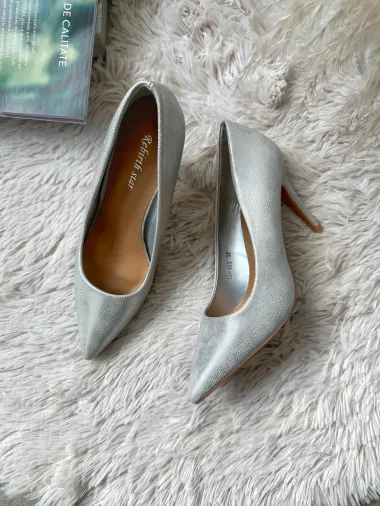 Pantofi eleganti dama, cu toc subtire argintii 103